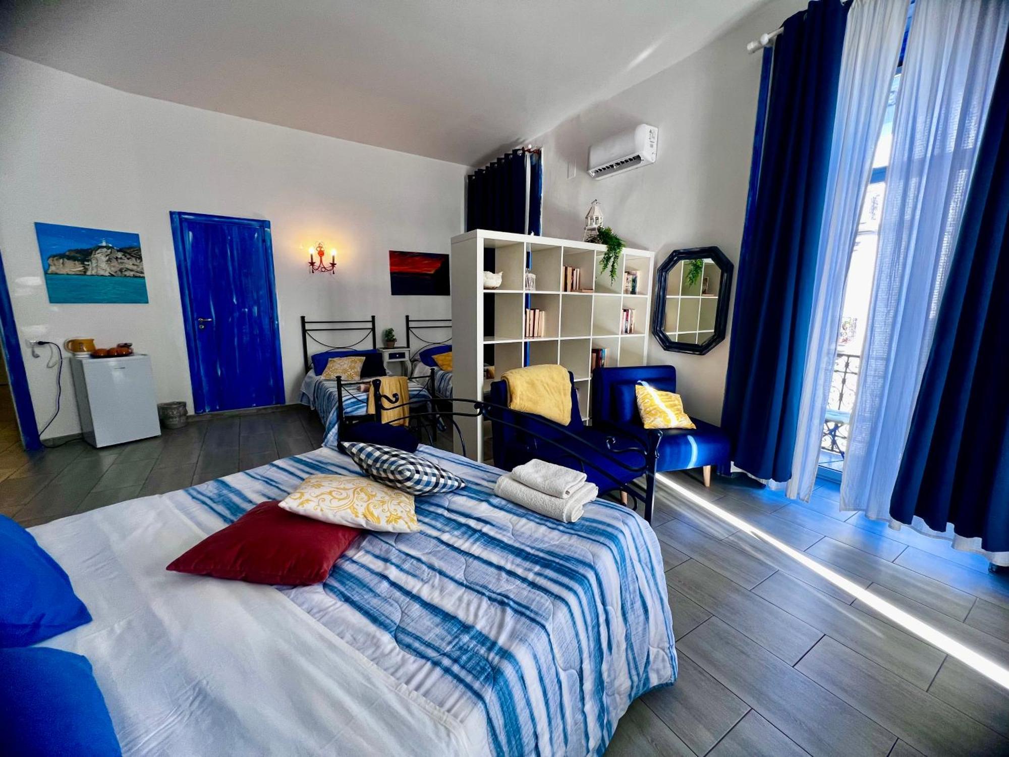 Napoli Da Vivere Suites Giudecca Екстериор снимка
